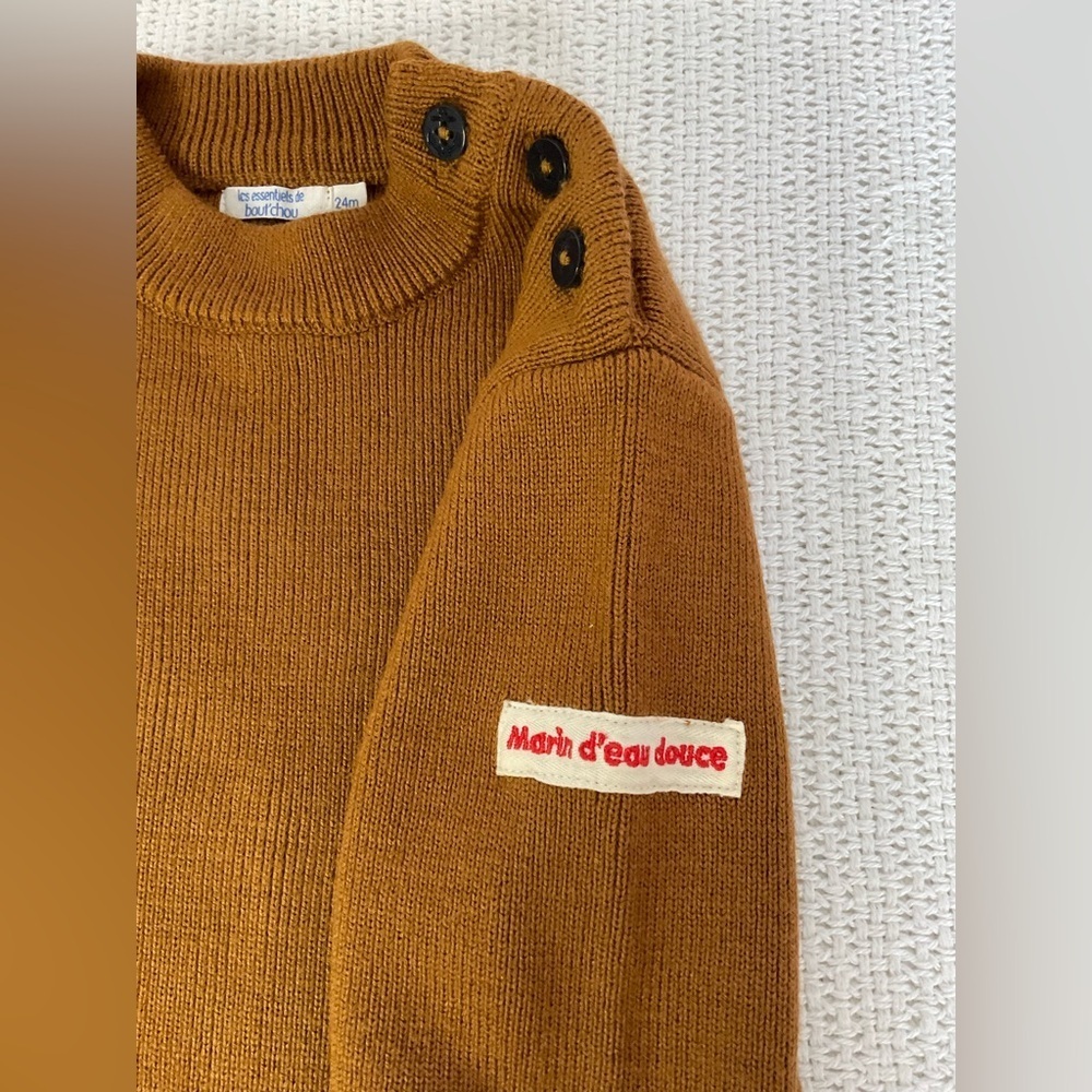 Warm Brown Knit Sweater with Ribbed Neckline - Picture 5 of 6